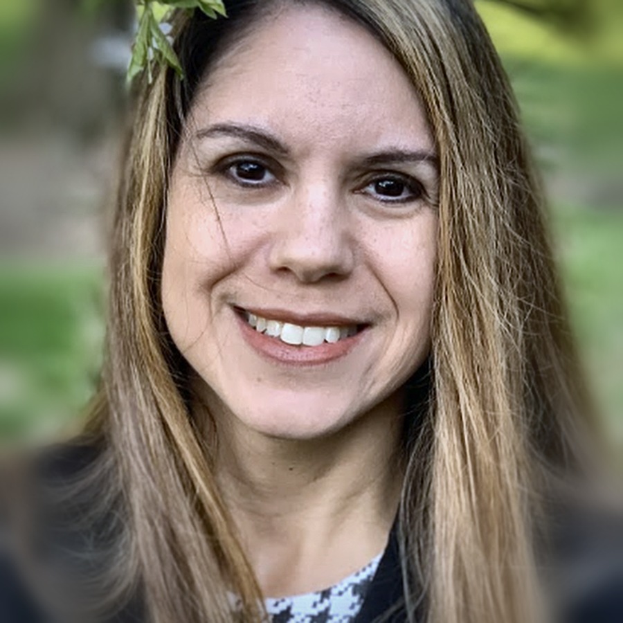 Portrait of Dr. Olaya Lizette Solis